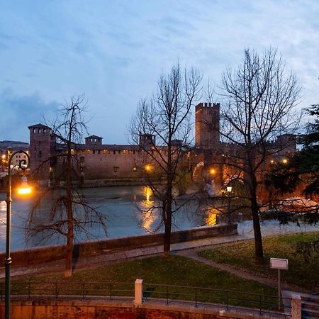 Bed and Breakfast 3 Amici Al Castello Verona Exterior foto